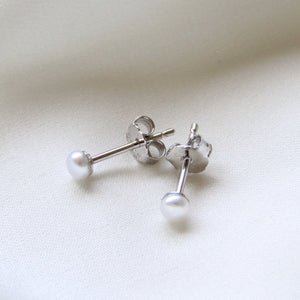 Silver Pearl Studs