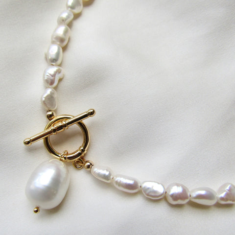 Pearl Toggle Clasp Necklace