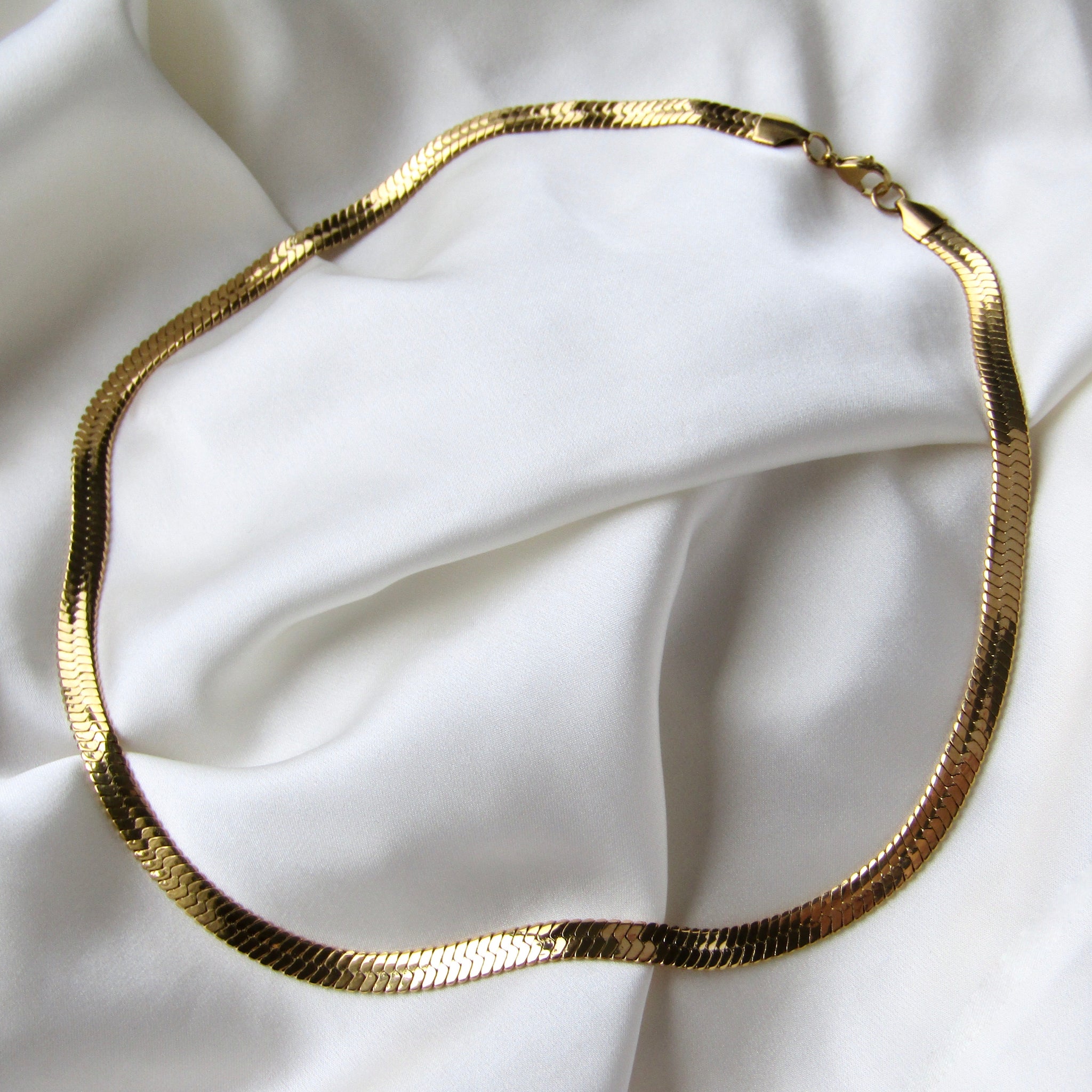 Gold snake store chain 14k