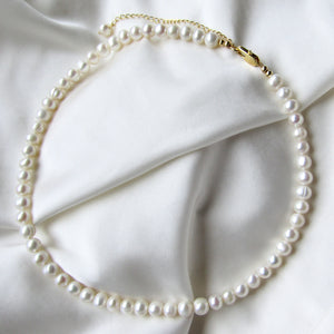 Alyssa Pearl Necklace