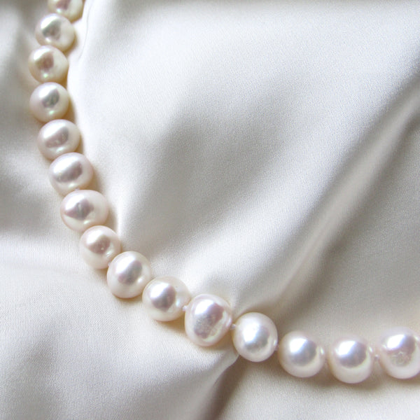 Large Pearl Necklace