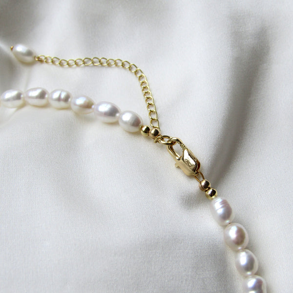 Eva Pearl Necklace