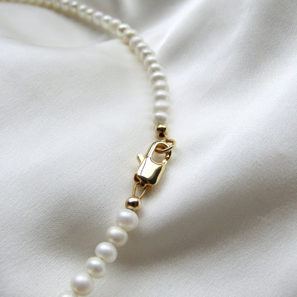 Small Pearl Necklace