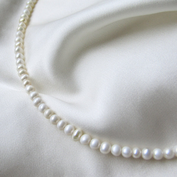 Small Pearl Necklace