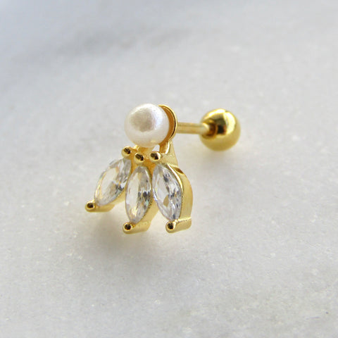 Gold Trefoil Pearl Cartilage Earring