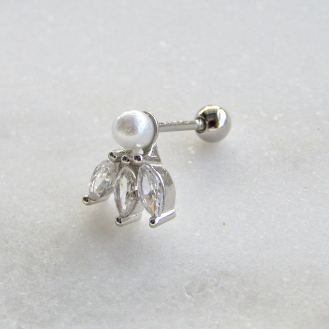 Silver Trefoil Pearl Cartilage Earring