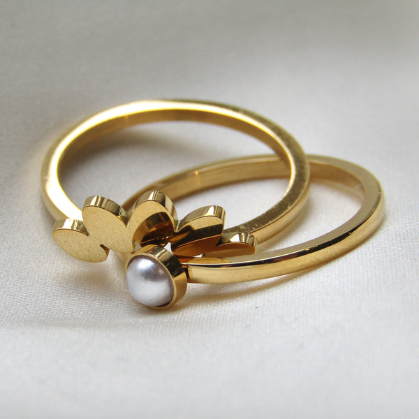 Gold Pearl Arch Ring Set