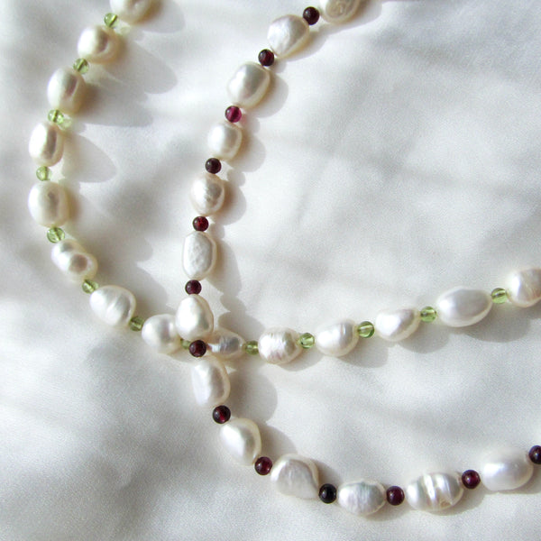 Peridot Pearl Necklace