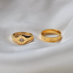 Gold Star Ring Set