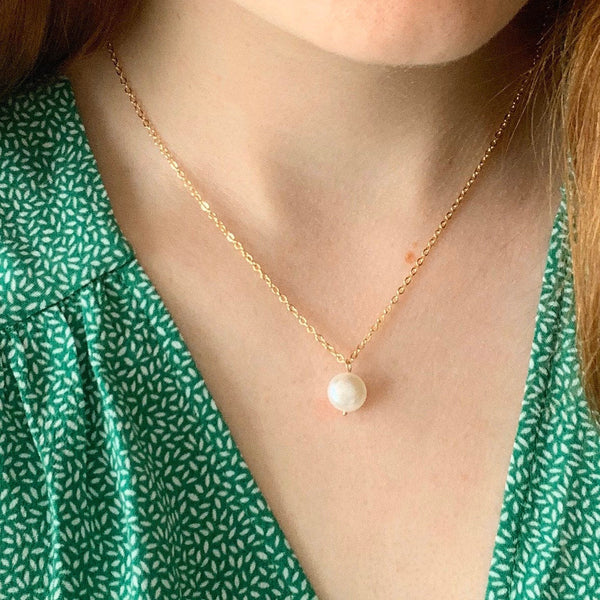 Gold Button Pearl Necklace