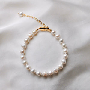 White Pearl Bracelet