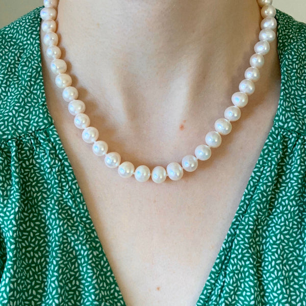 Large Pearl Necklace